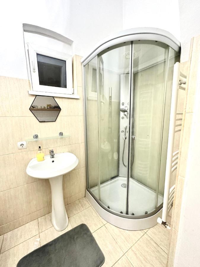 Charming Apartament City Center Timişoara Eksteriør billede