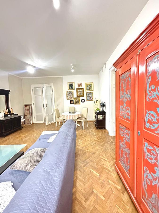 Charming Apartament City Center Timişoara Eksteriør billede